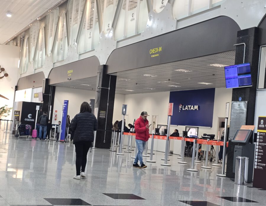 Táxi Aeroporto Cascavel 24h: transfer pontual e confortável em Cascavel - PR - foto 2